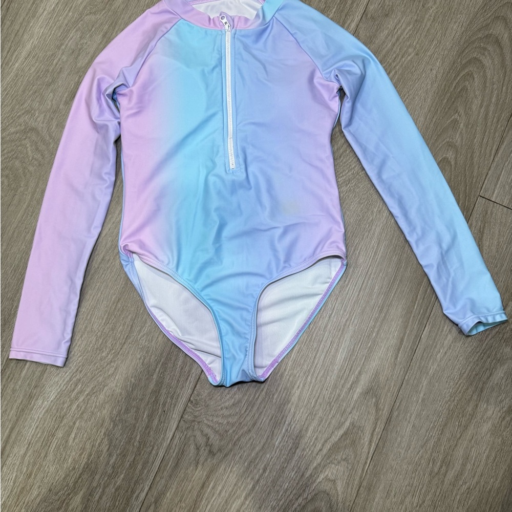 SHEIN Kids Rashguard in Pastel Pink and Blue